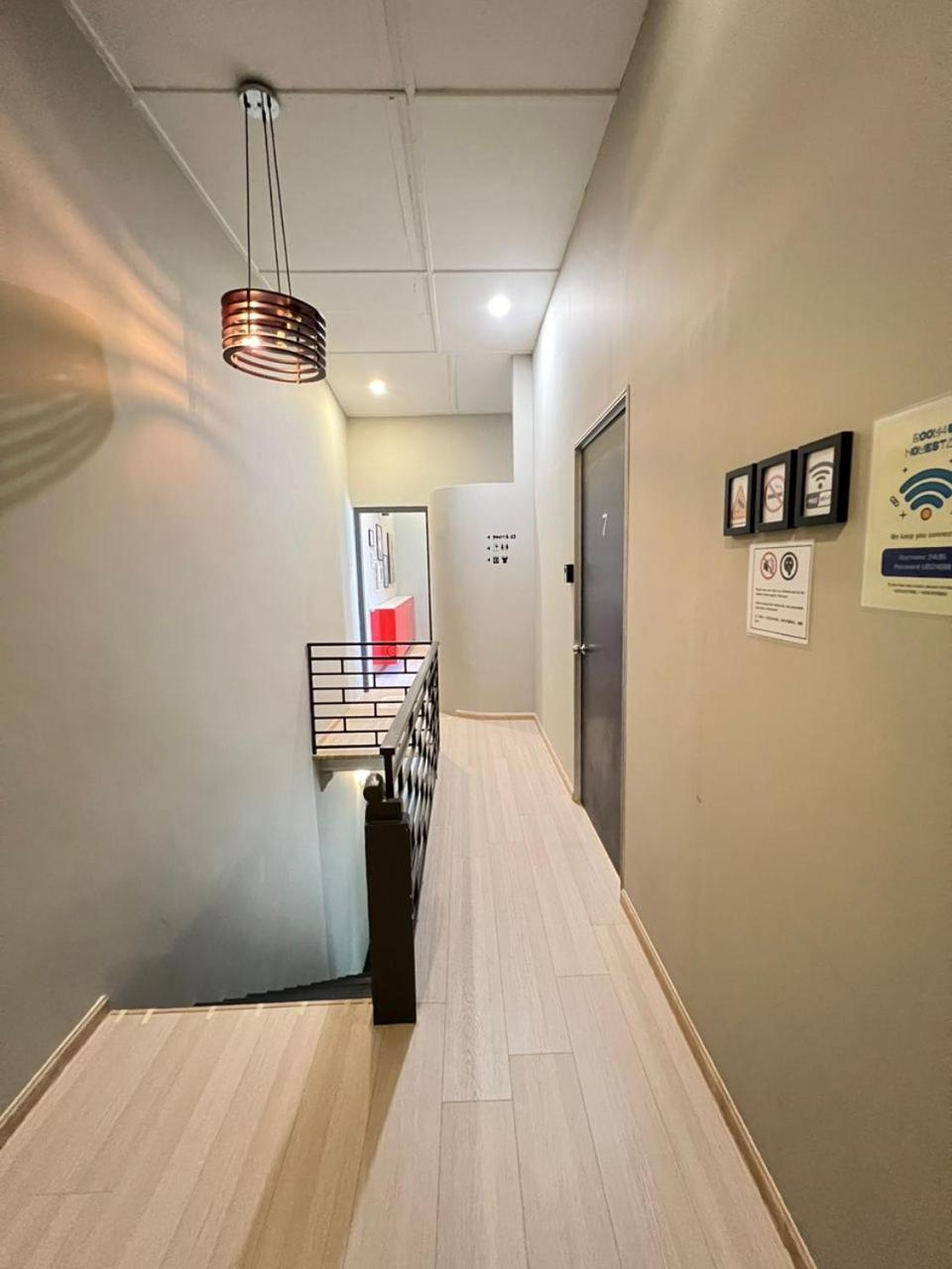 Myroom Georgetown, Off Jalan Burma, Gurney Drive Экстерьер фото