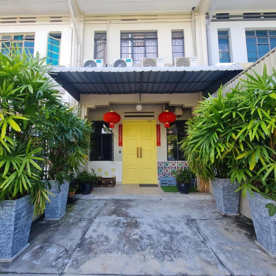 Myroom Georgetown, Off Jalan Burma, Gurney Drive Экстерьер фото