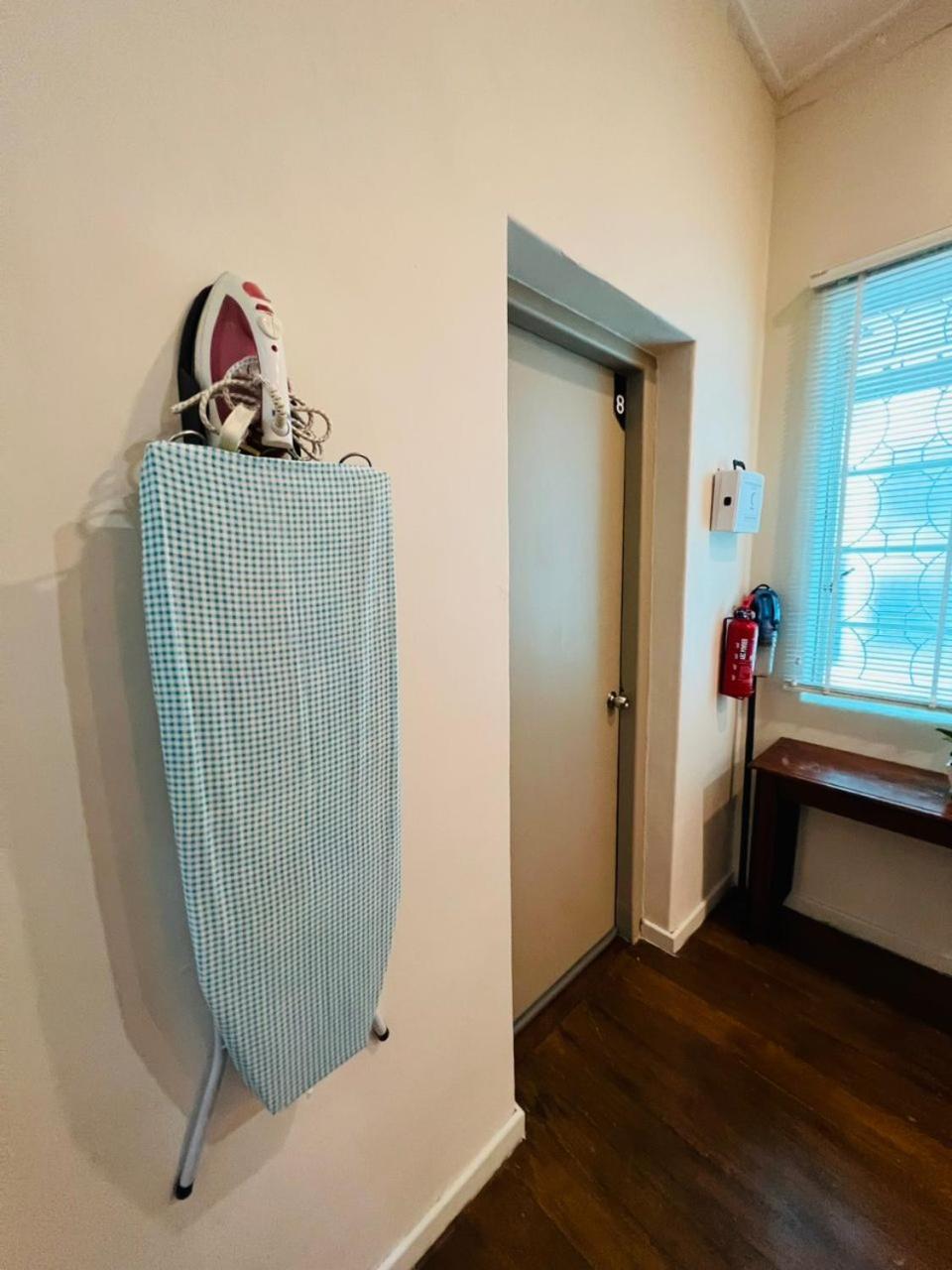 Myroom Georgetown, Off Jalan Burma, Gurney Drive Экстерьер фото
